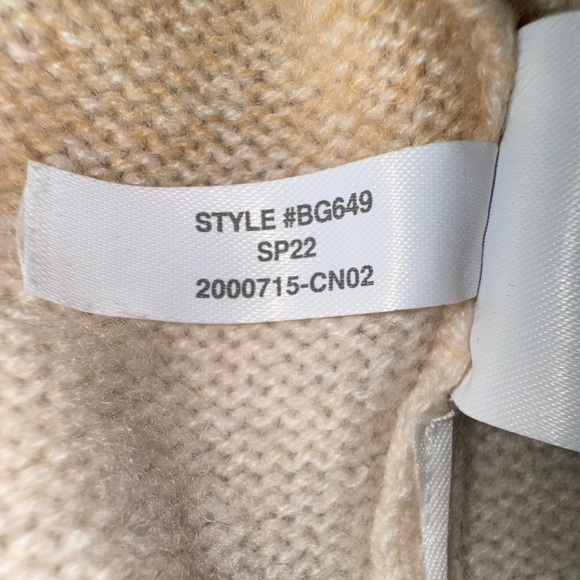 J. Crew 100% Cashmere Sweater. Size Small. NWOT - Picture 13 of 14